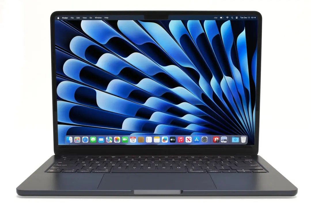 NEW APPLE MACBOOK AIR 202...
